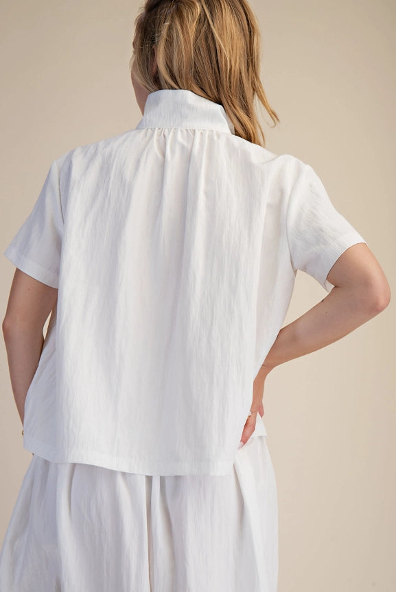 Poplin Raised Collar Blouse in White