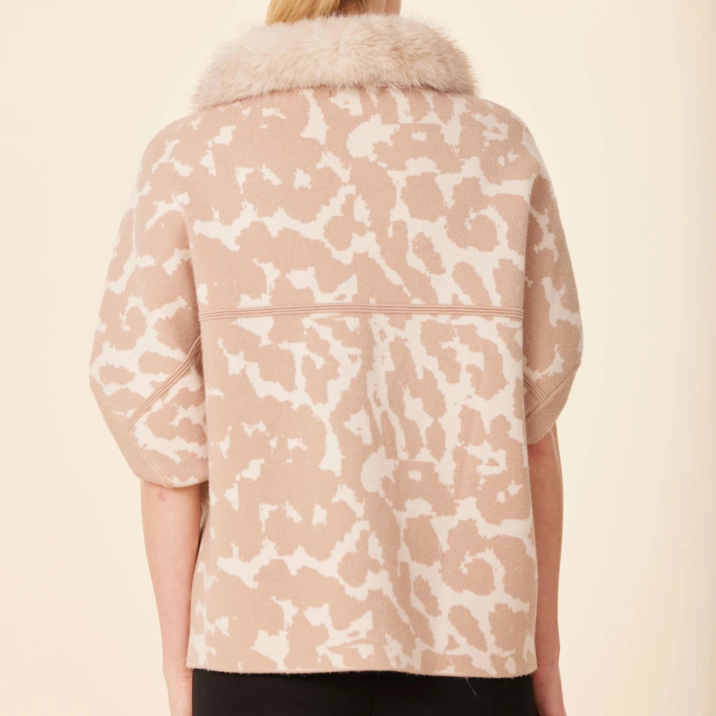 Faux Fur Trimmed Cardigan Cocoon in Cheetah