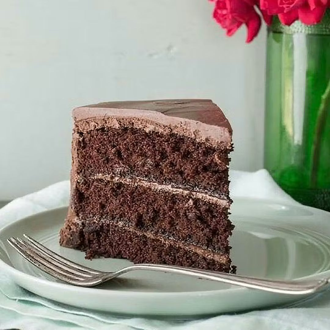 Suagrees Chocolate Buttercream Frosting Cake