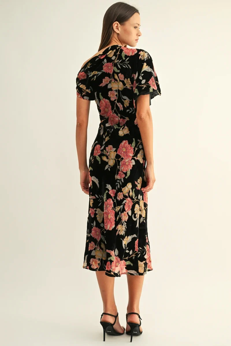 Adelyn Rae Manon Burnout Velvet Asymmetric Sleeves Midi Dress
