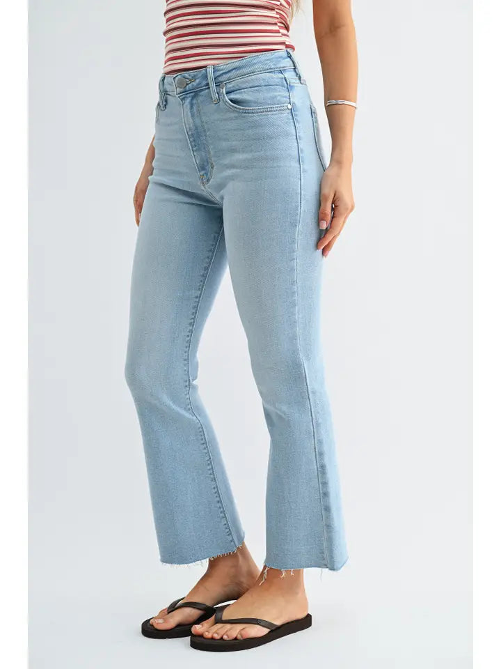 Just Black Denim High Rose Cropped Tonal Flare in Light Wash