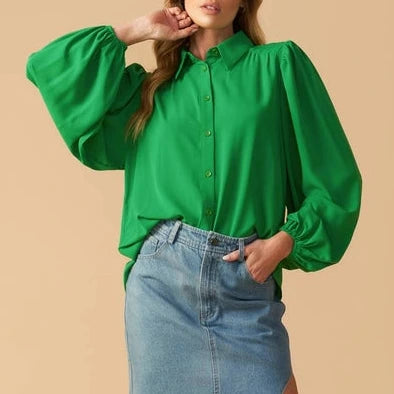 Balloon Sleeve Buttondown Blouse in Green