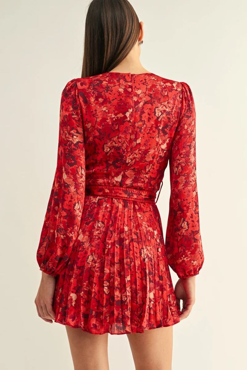 Adelyn Rae Bailey Pleated Long Sleeves Mini Dress in Red