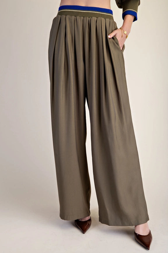 Flowy Contrast Band Pants in Olive