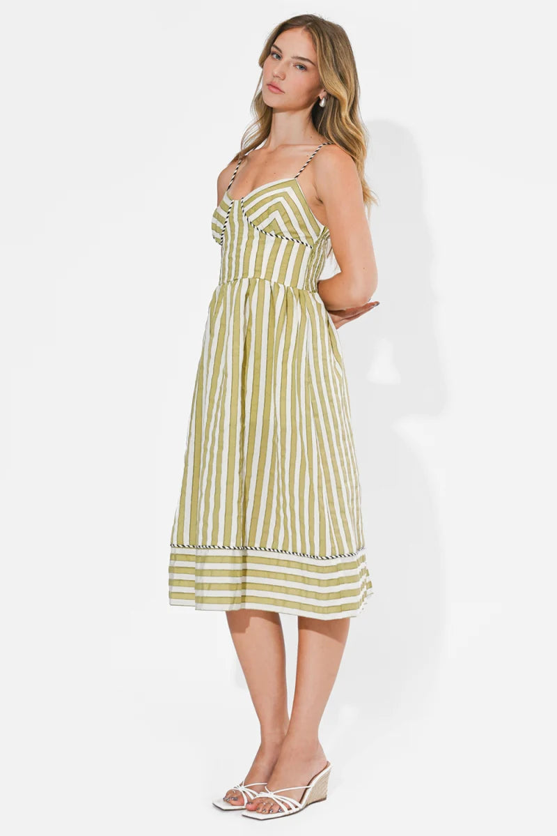 Adelyn Rae Perle Two-Toned Piped Sweetheart Neck Dress in Sage