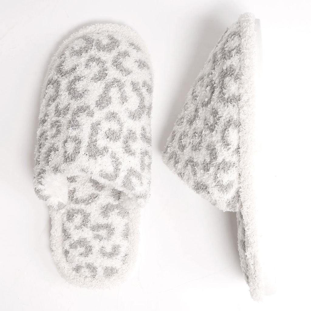 Leopard Slippers in Grey