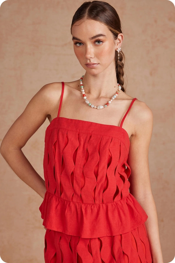 Wavy Detailed Slight Peplum Cami in Red