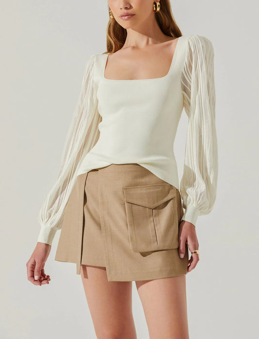 Astr Kienna Square Neck Puff Sleeve Sweater in Off White