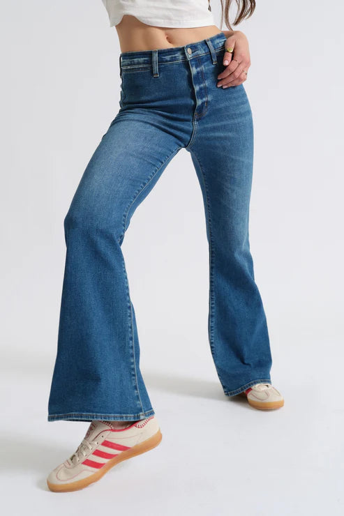Daze Denim High Rise Sunset Flare in Too Sweet