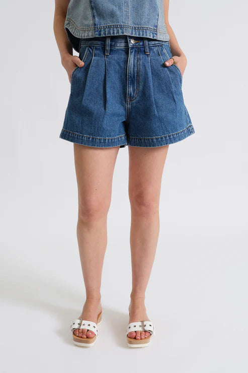 Daze Denim Coronado Pleated Shorts in Montage