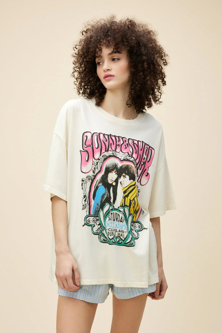 Daydreamer One Size Tee in Sonny & Cher Cleveland Public Hall