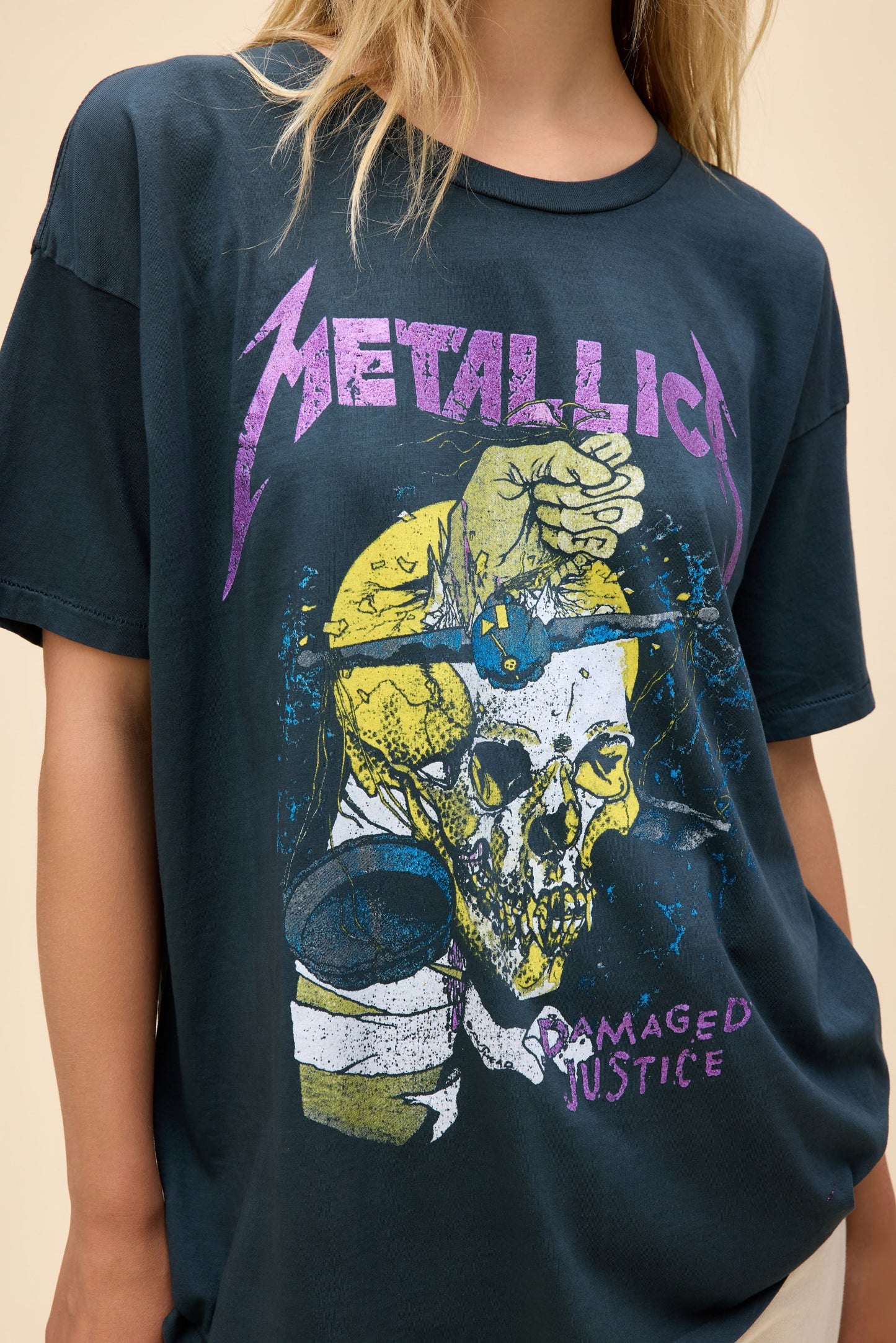 Daydreamer LA Merch Tee in Metallica