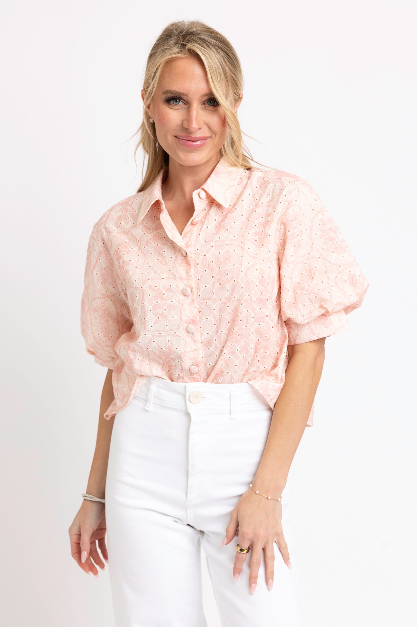 Karlie Eyelit Puff Sleeve Buttondown in Pink