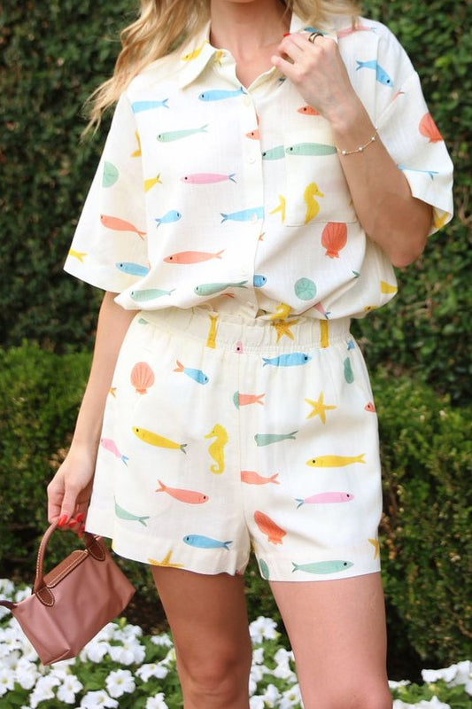 Karlie Pull On Shorts in Multi Fish