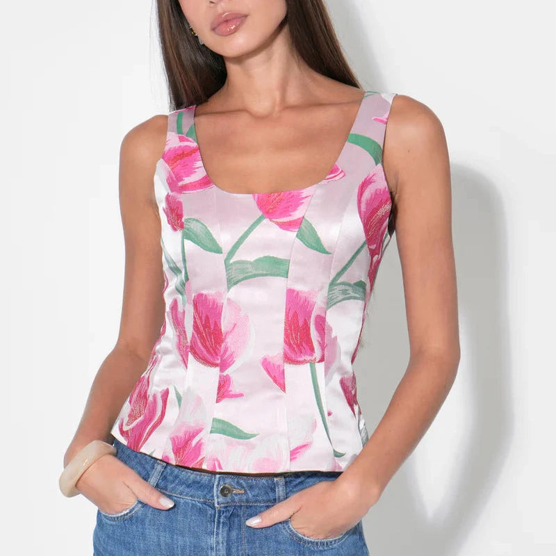 Adelyn Rae Sienna Sleeveless Jacquard Top in Tulip Floral