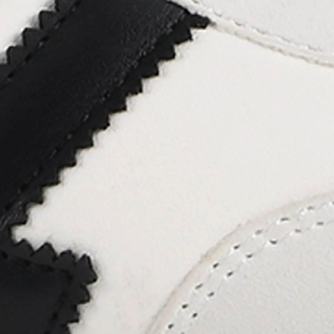 Dirty Laundry Trackstar Sneakers in Black/White