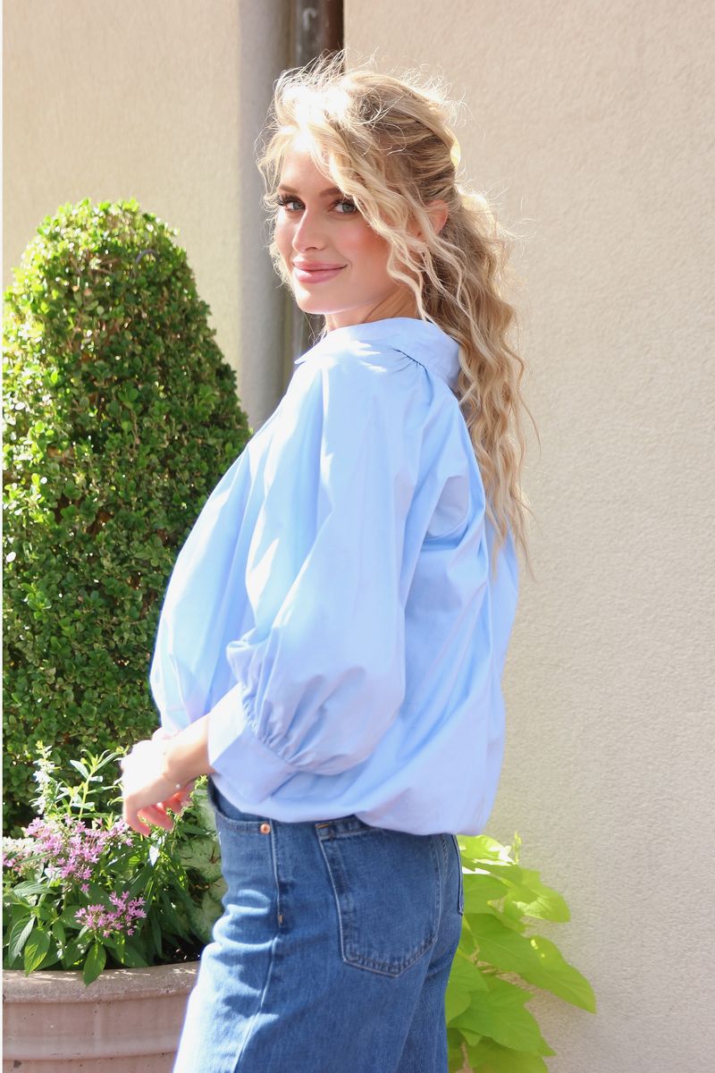 Karlie Poplin Bubble Buttondown Top in Blue