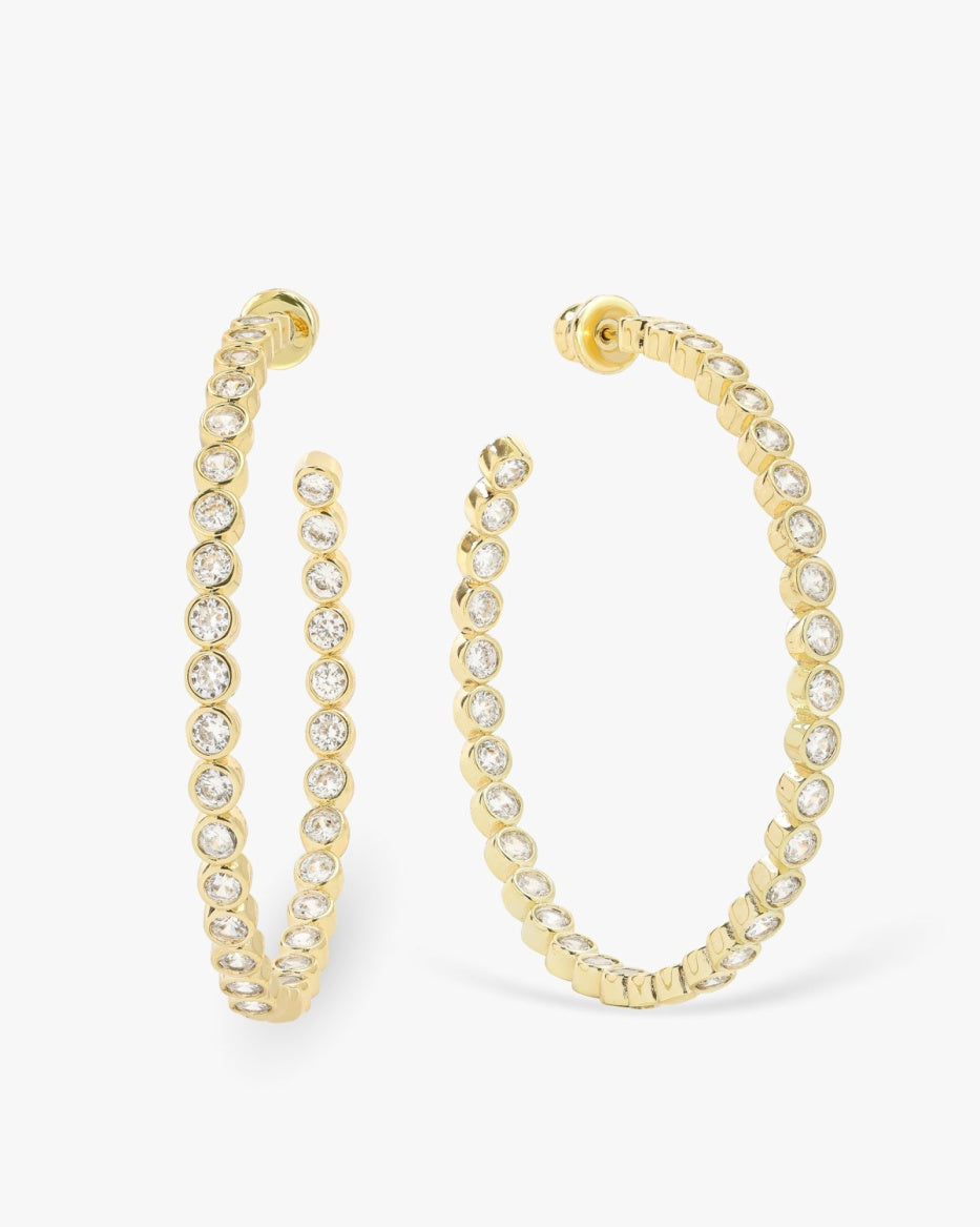 Melinda Maria Baroness Hoops in Gold