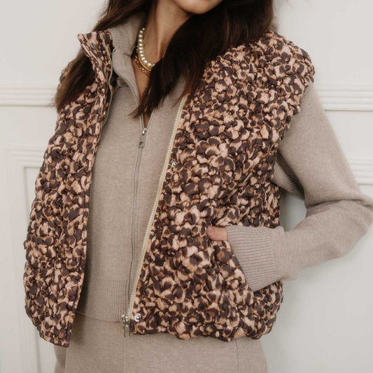 Cropped Quilted Zip Front Vest in Leopard