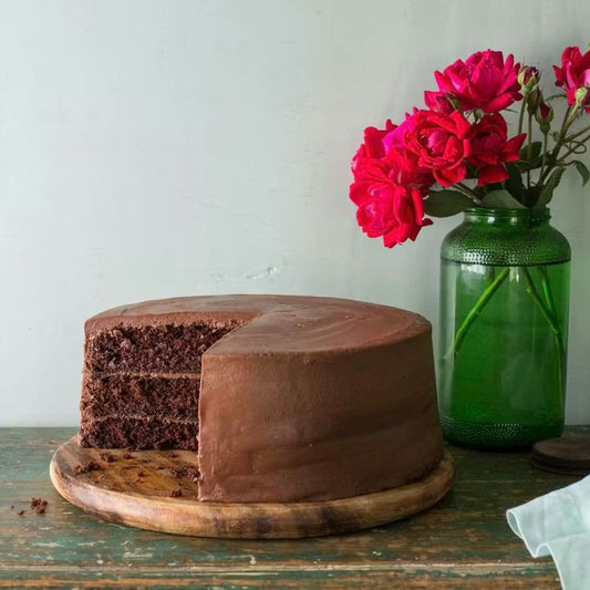 Suagrees Chocolate Buttercream Frosting Cake