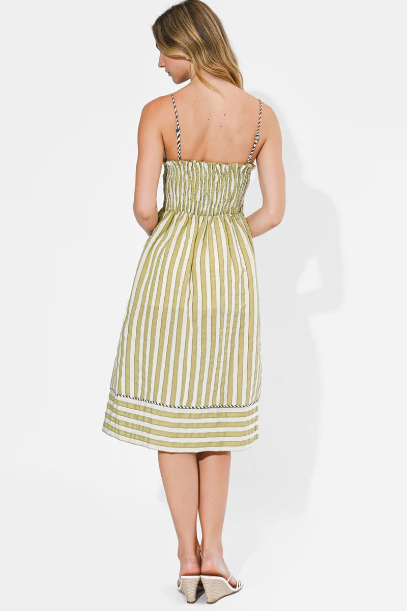Adelyn Rae Perle Two-Toned Piped Sweetheart Neck Dress in Sage