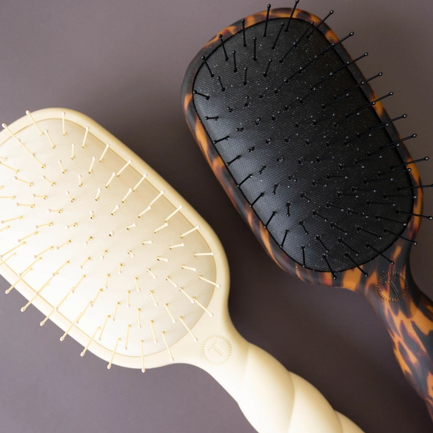Teleties Detangler Hair Brush in Tortoise