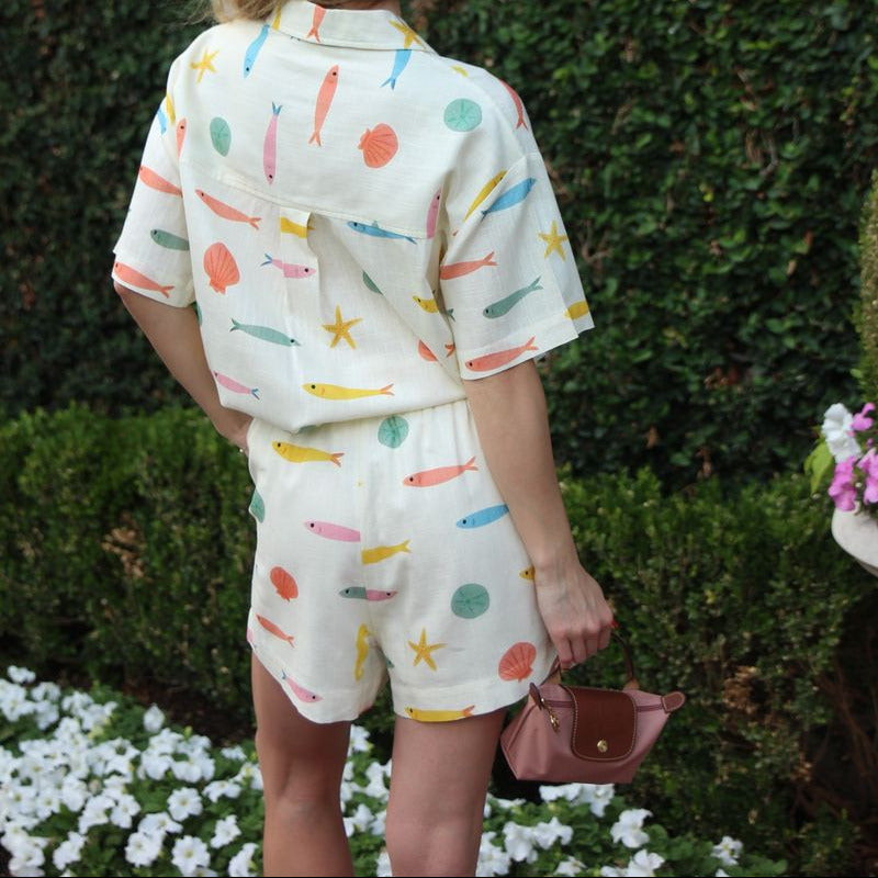 Karlie Pull On Shorts in Multi Fish