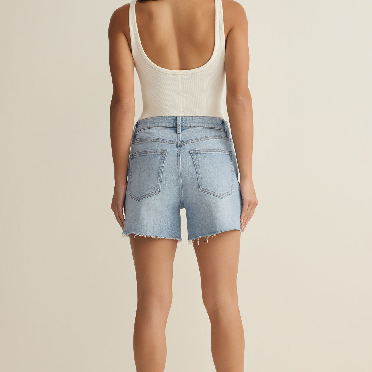 Z Supply Jonah Mid Rise Relaxed Shorts in Avalon
