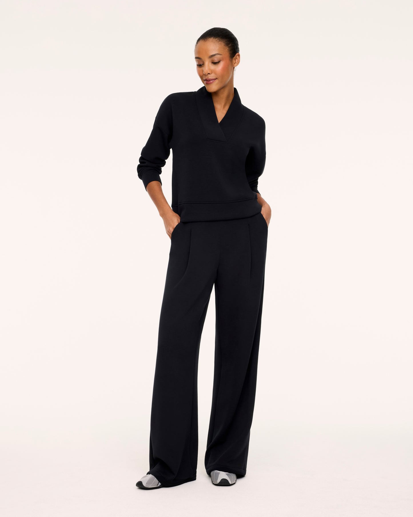 Spanx Air Essentials V-Neck Long Sleeve in Black