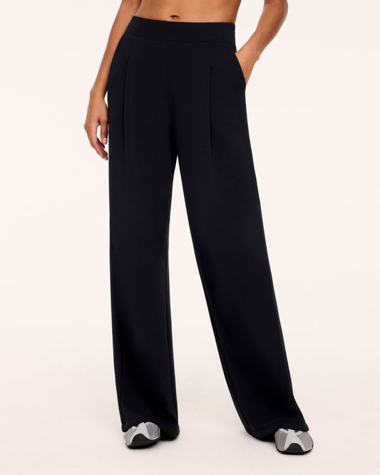 Spanx Air Essentials Pleated Wide Leg Pants in Black
