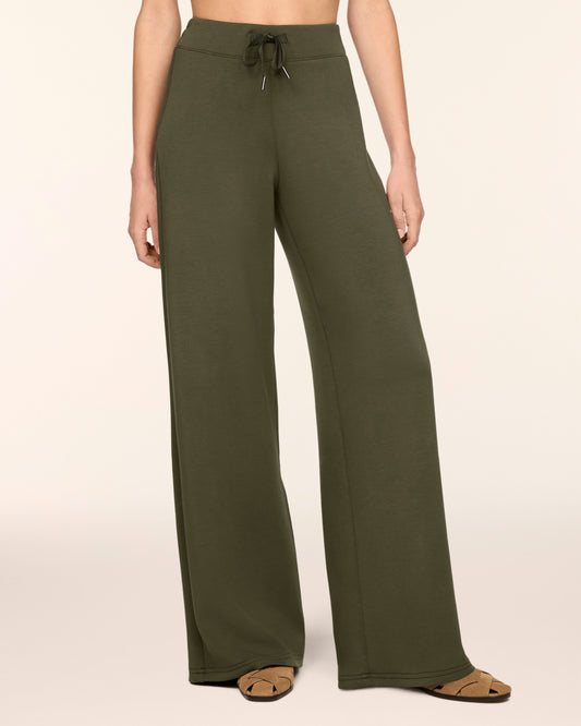 Spanx Air Essentials Wide Leg Pants in Monstera