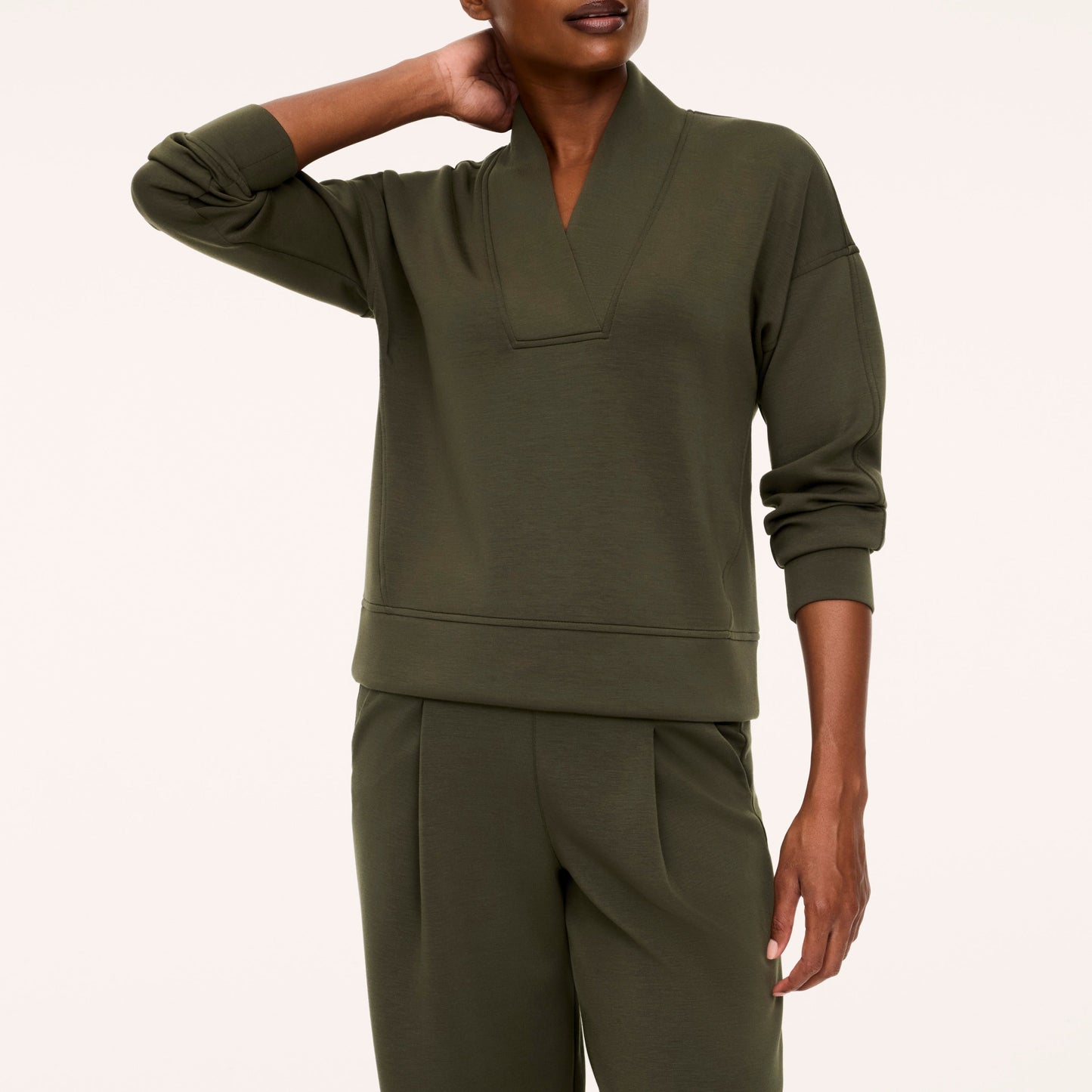 Spanx Air Essentials V-Neck Long Sleeve in Monstera