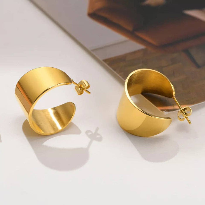 Sahira Jewelry Crosby Mini Hoops in Gold